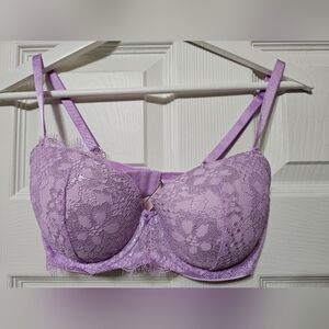 Victoria's Secret 32DD Lavender Lace Bra